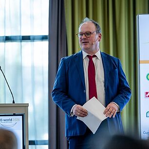 Moderator der E-world SZ-Führungstreffen Energie 2026